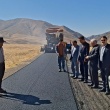 شروع عملیات روکش آسفالت ۹ روستای شهرستان هریس از محل اعتبارات ملی که توسط نماینده شهرستان جذب شده بود